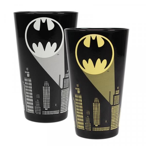 DC Comics - Batman Bat Signal Cold Changing Glass