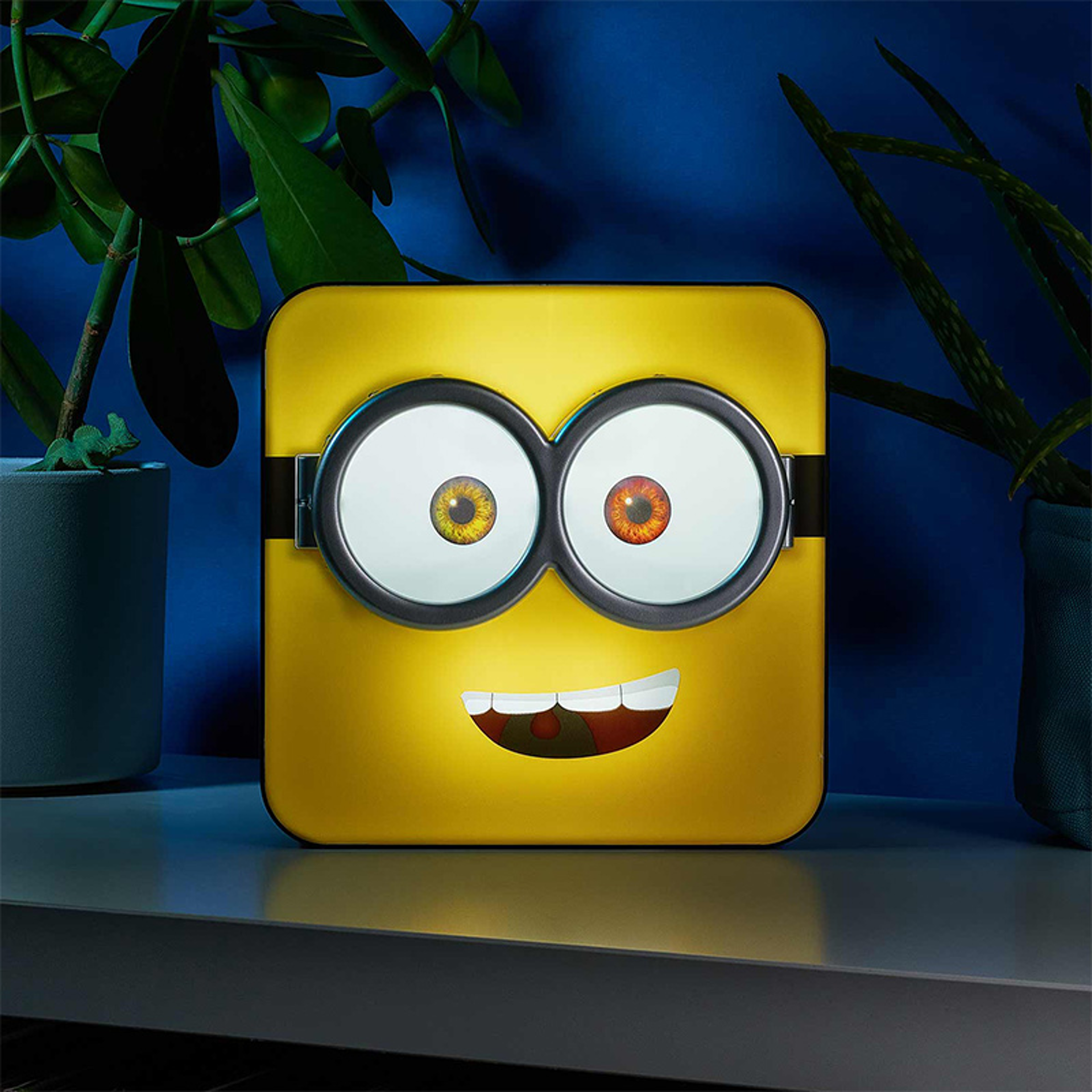 Minions - Lampe de bureau / Applique murale 3D Visage de Bob