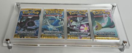 Protection Holder Acryl anti-UV - art set 4 boosters Pokemon