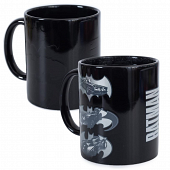 Pyramid International Batman Heat Change Mug – Officiële Batman Keramische Mug met Warmte-Geactiveerd Design Iconisch Batman Logo Verschijnt met Warmte Keramiek